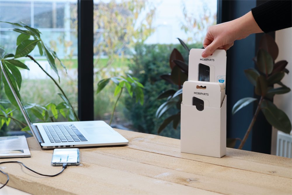 Mobiparts Regular Tempered Glass | Screenprotector voor iPhone 6/7/8/SE (2020/2022) | 9H Hardheid | 10-Pack - Afbeelding 5